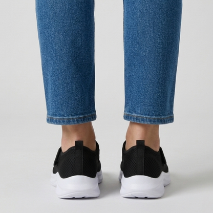 Nicole - Sandalo comodo donna con strappo
